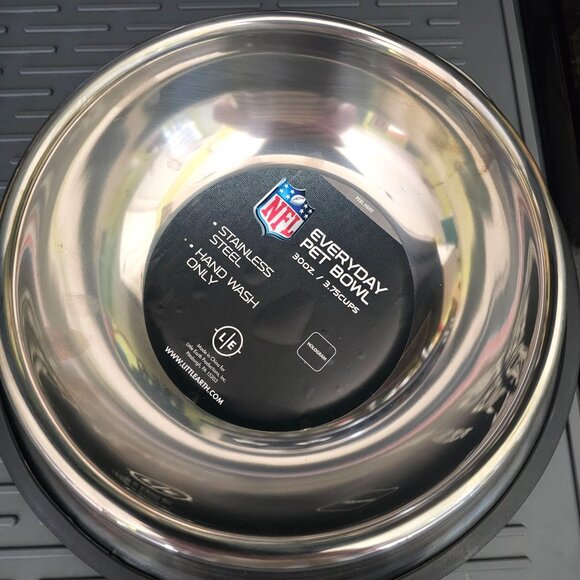 Philadelphia Eagles Large Dog Food Bowl 4 Cups Stainless Steel NFL Football Gift - Picture 3 of 5